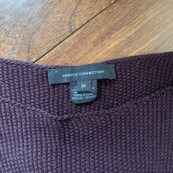 French Connection crop sweater - Picture 2 of 3